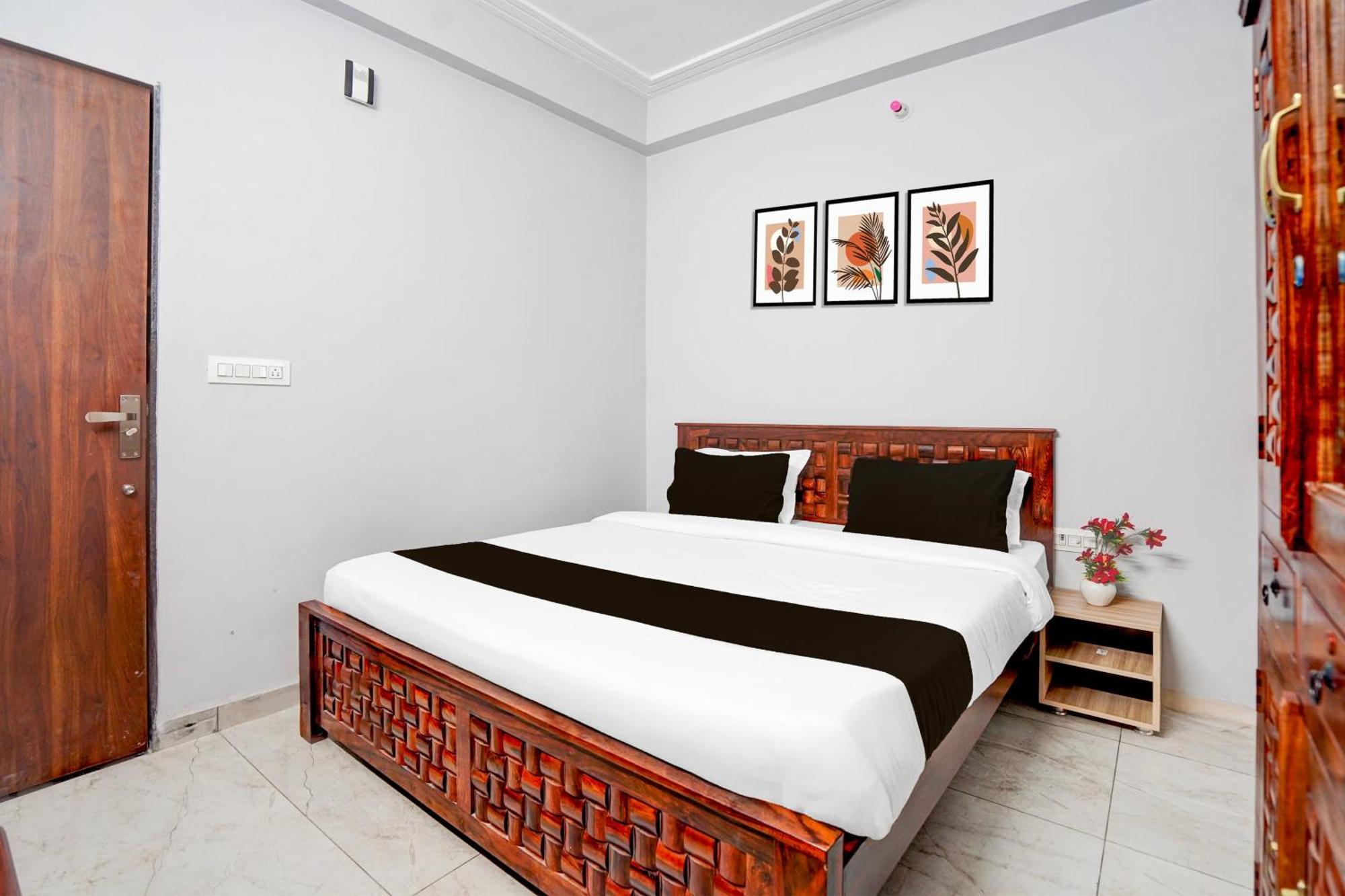 Hotel O Shree Gurukripa Khatu Екстер'єр фото
